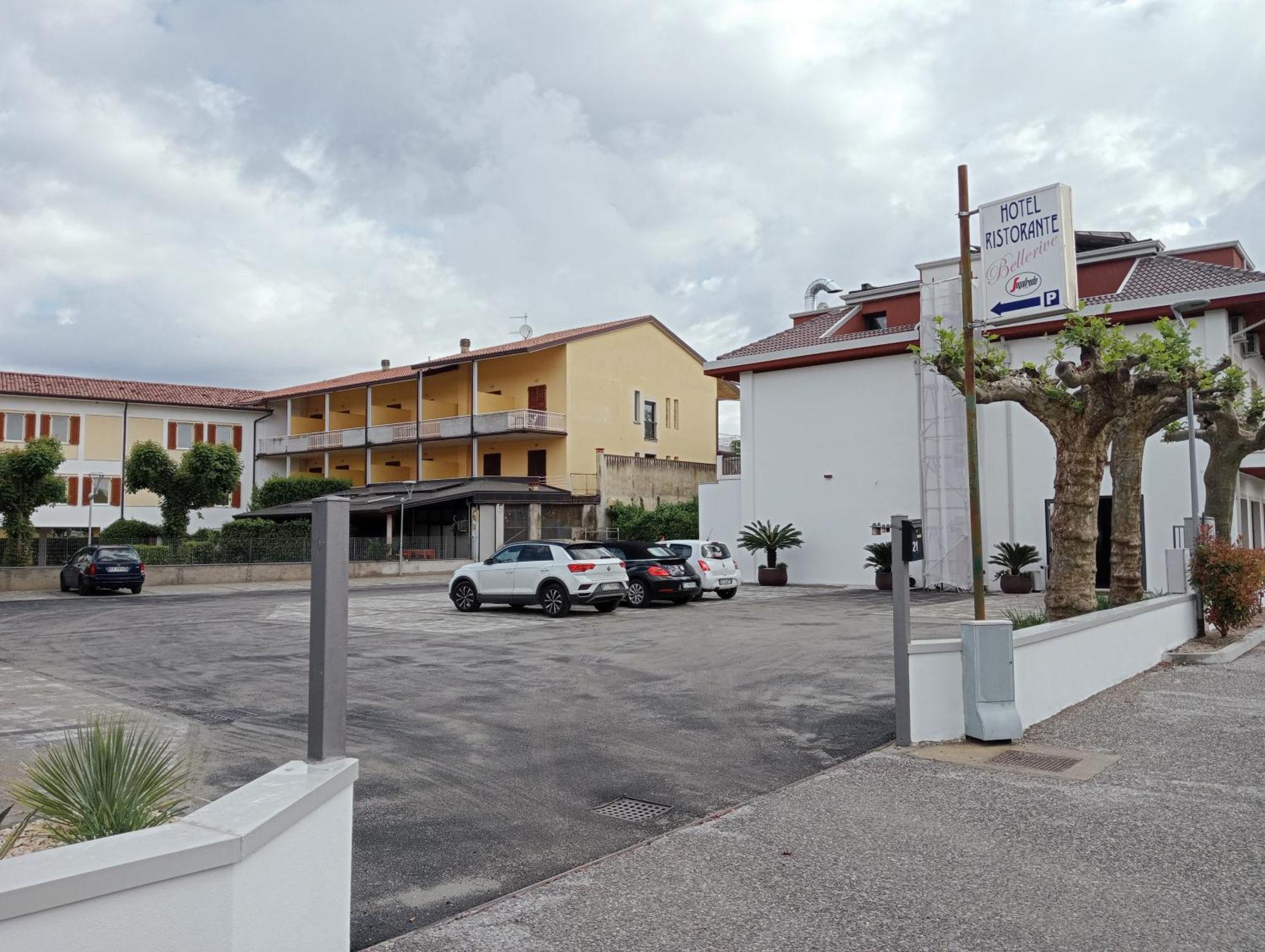 Bellerive Ristorante Albergo Manerba del Garda Exterior foto